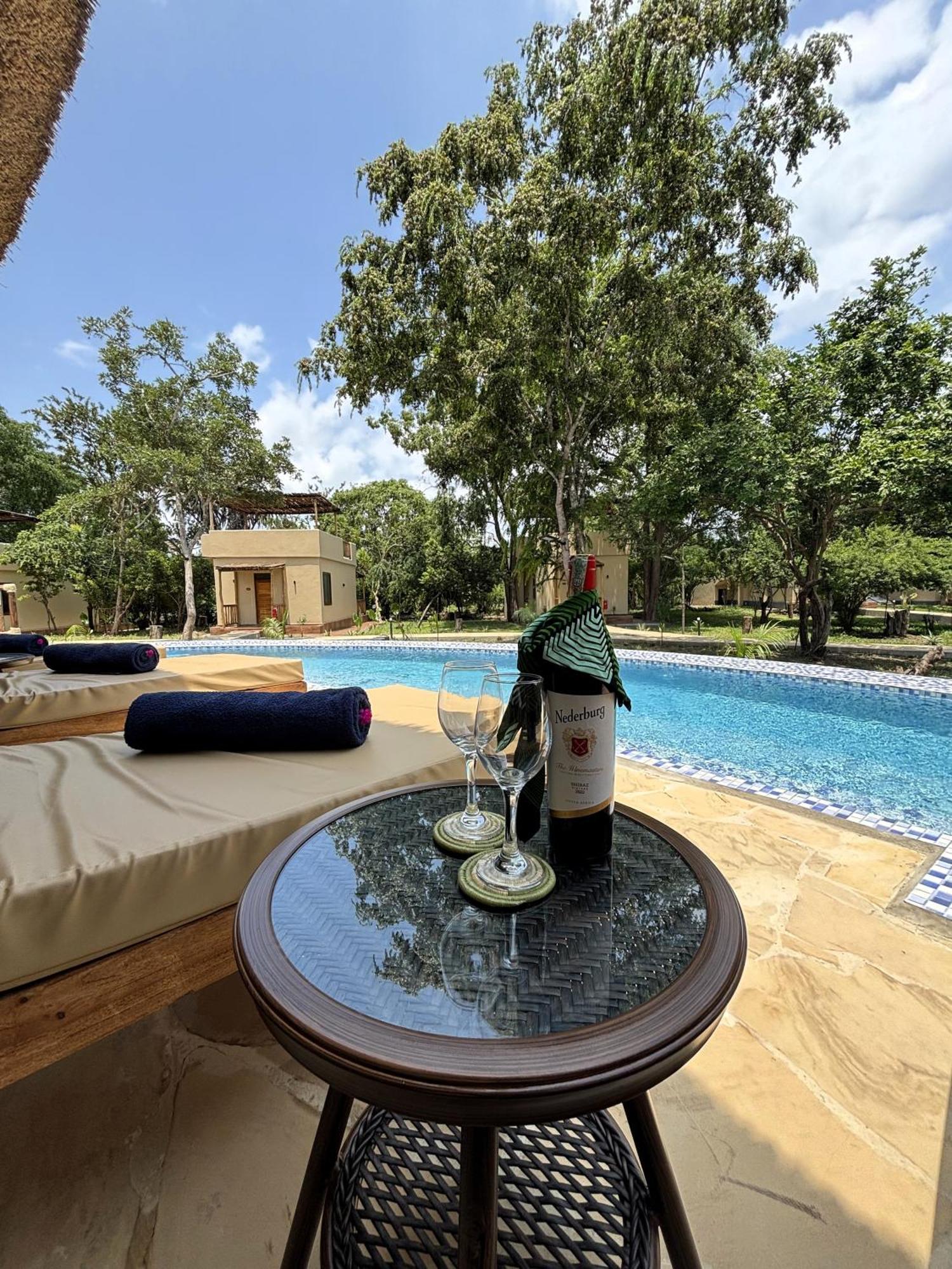 Villa Africa Safari Nyerere Kwangwazi Esterno foto
